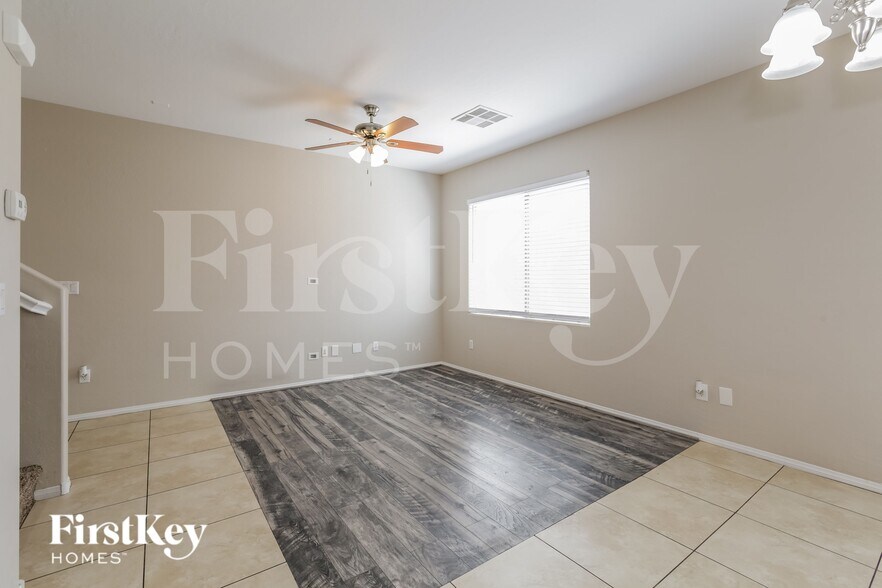 Building Photo - 677 Calamus Palm Pl