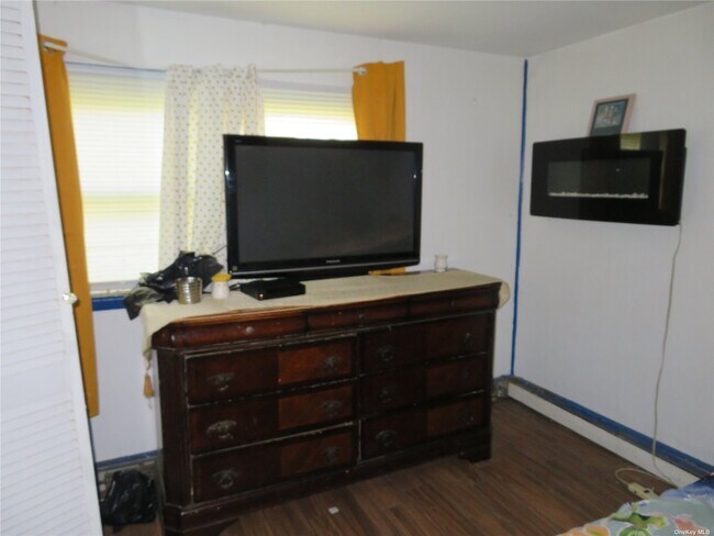 Building Photo - 1094 Nugent Ave