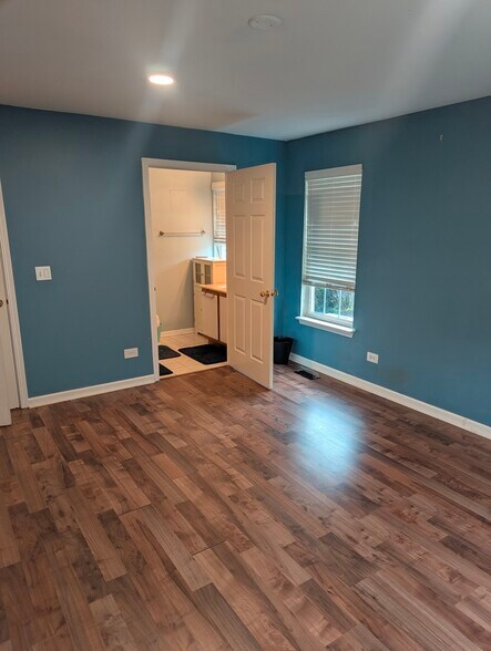 Building Photo - 335 Buckingham Cir