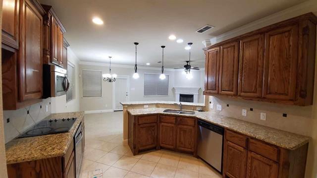 Building Photo - 715 Da Vinci Ct