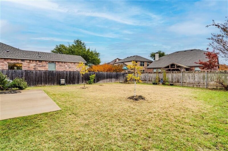 Building Photo - 1229 Yellow Iris Rd