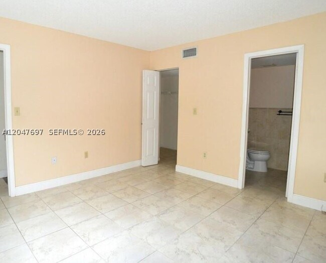 Building Photo - 510 NW 86th Pl