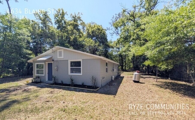 Building Photo - 4634 Blaine St