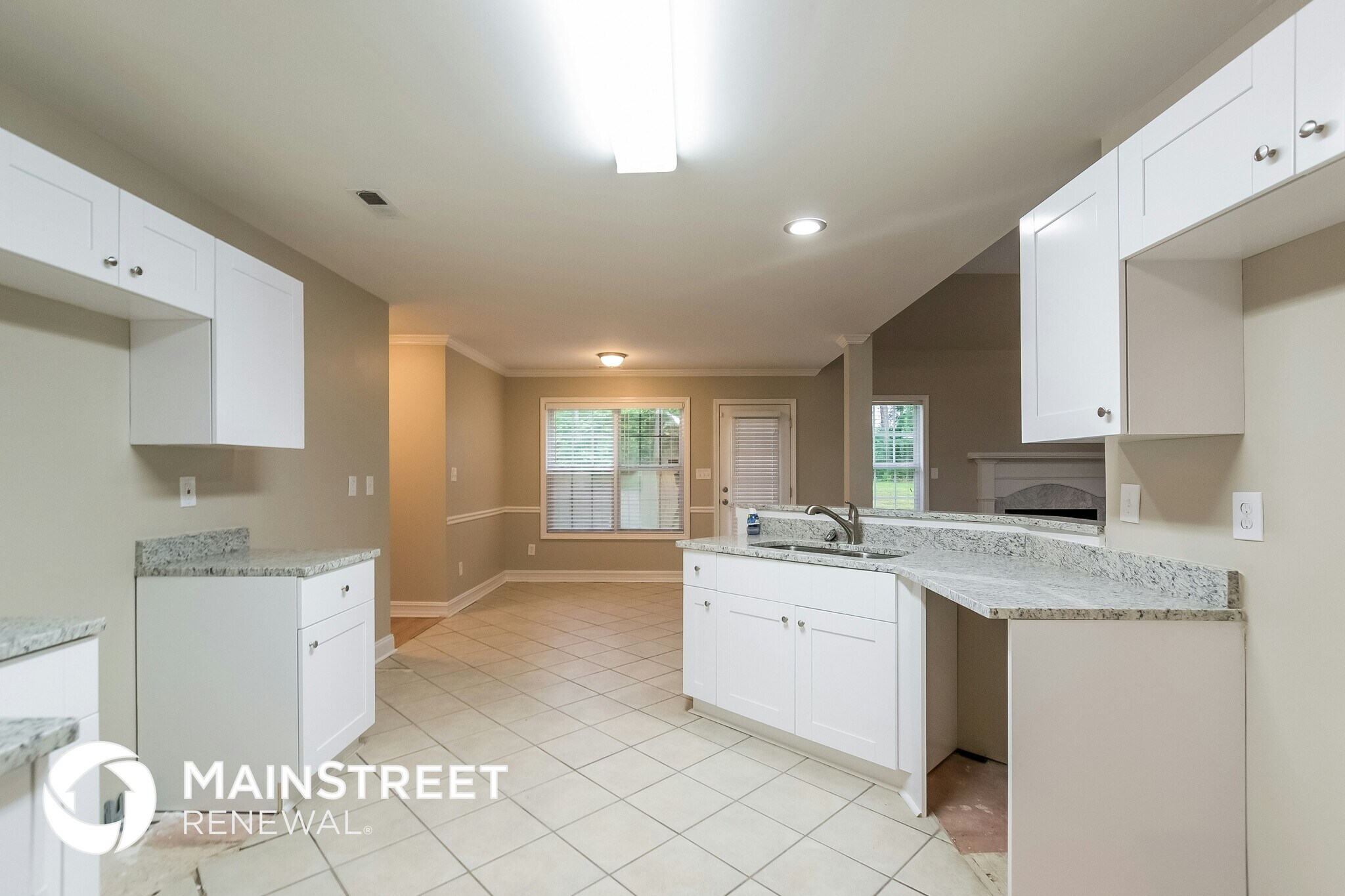 Building Photo - 1059 Olive Dr