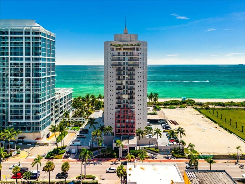 Primary Photo - 6767 Collins Ave