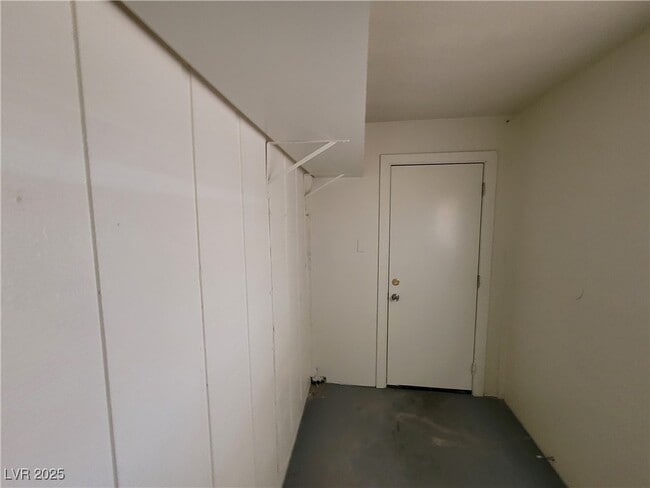 Building Photo - 3908 Montebello Ave