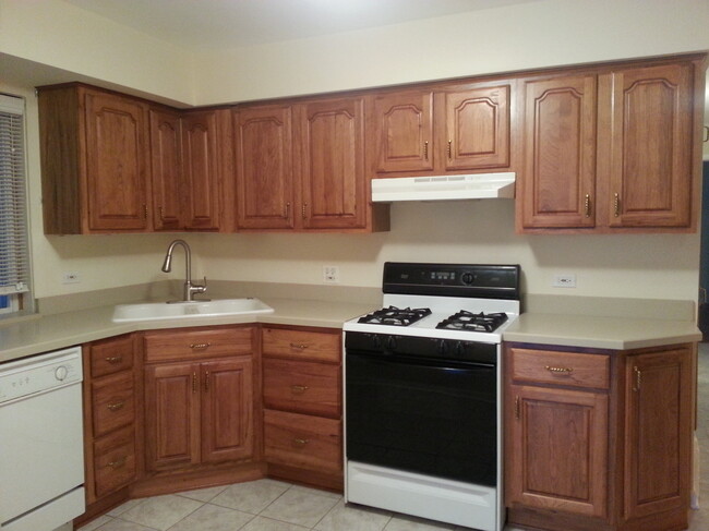 Kitchen 1 - 7320 Lake St