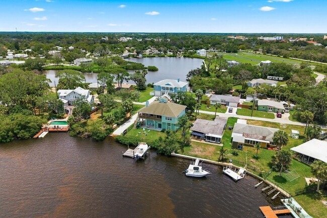 Building Photo - 6731 Arroyo Dr