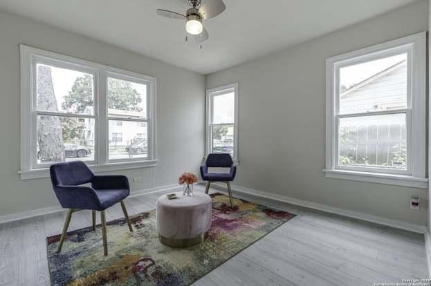 Building Photo - 1110 Clower-