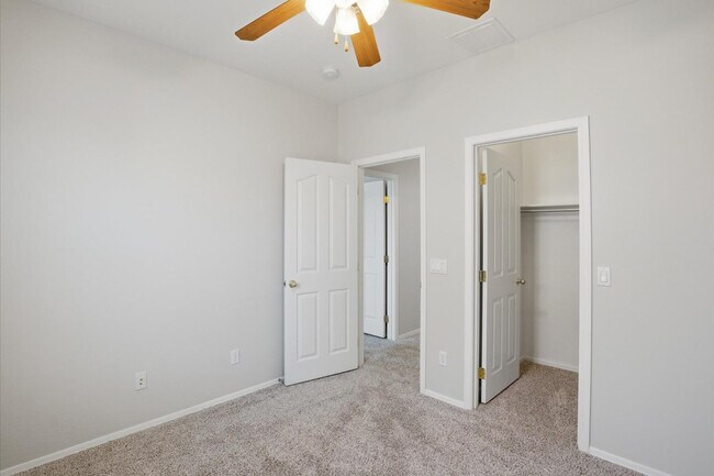 Building Photo - 34704 N 30th Ave