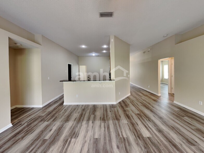 Building Photo - 14088 Ridgewick Dr