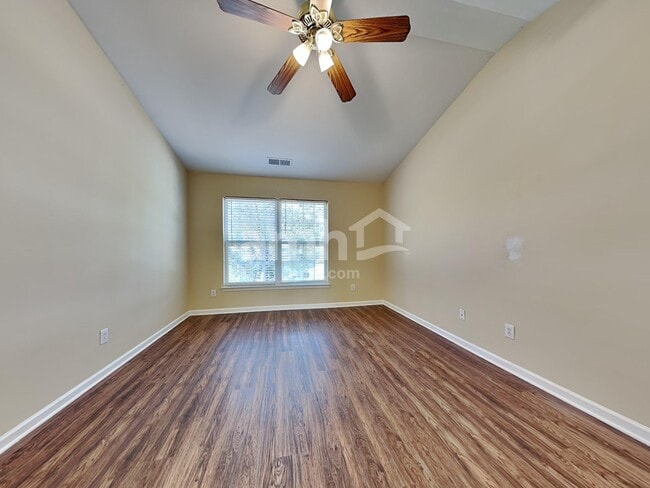 Building Photo - 11016 Treebranch Dr