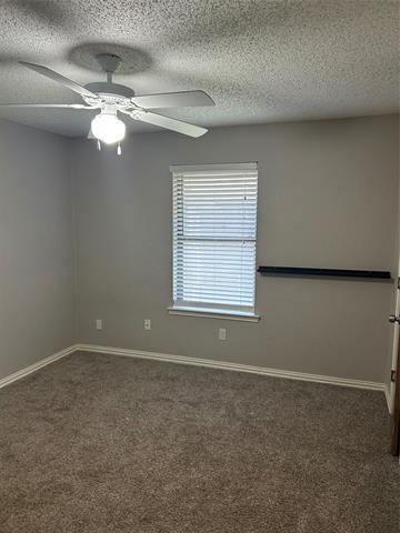 Building Photo - 820 Lake Forest Ct