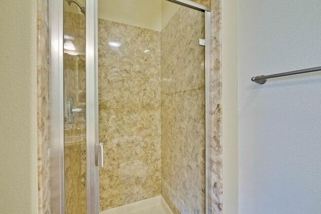 Building Photo - Amazing 3 Bed, 3 Bath Home in Sunnyvale near Seven Seas Park