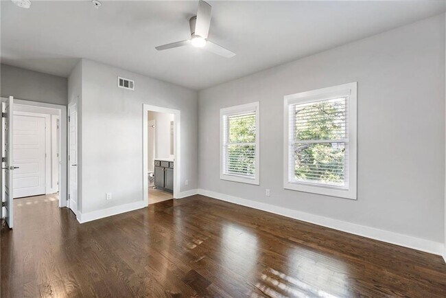 Building Photo - 1819 Huntington Hills Ln NW