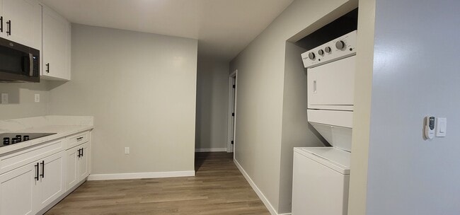 Building Photo - 4229 Panorama Dr