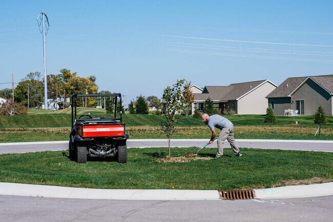 Building Photo - 3211 W Bartlett Dr