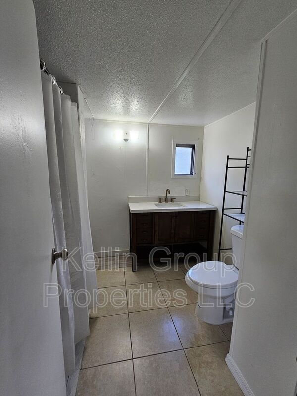 Building Photo - 2511 Futch Rd