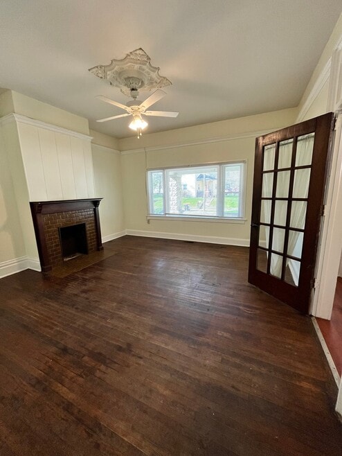 Building Photo - 243 W Locust St