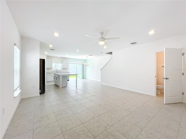 Building Photo - 3886 ACADEMIA Ave