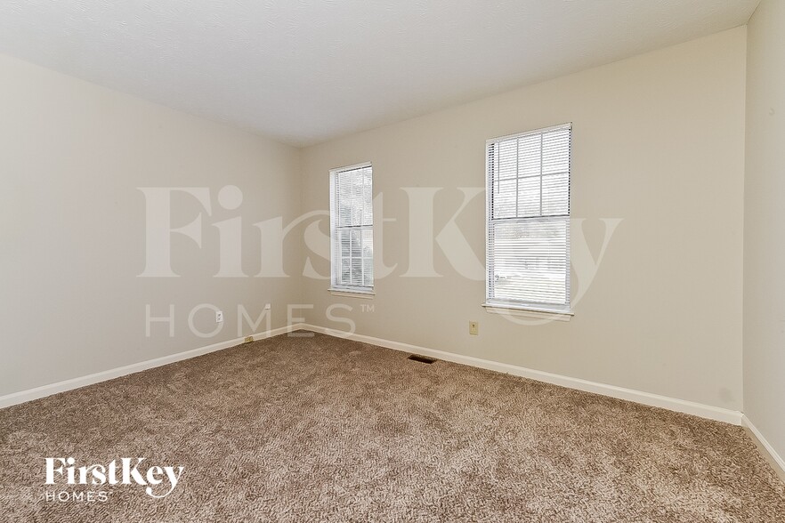 Building Photo - 6256 Valdez Dr