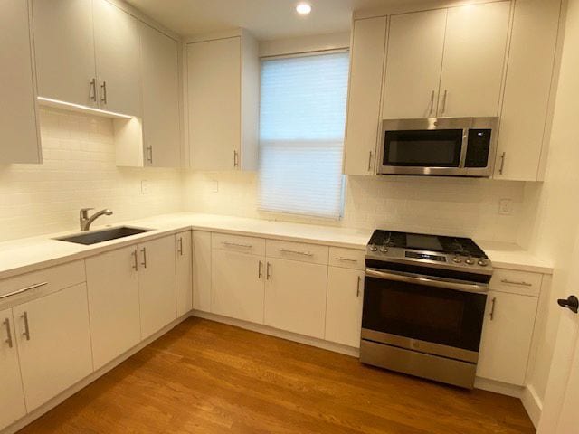 Building Photo - 2385 18th Ave