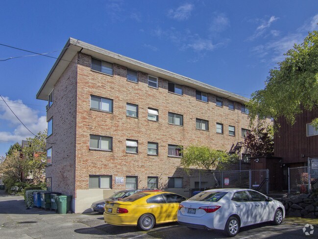 Building Photo - University Heights I