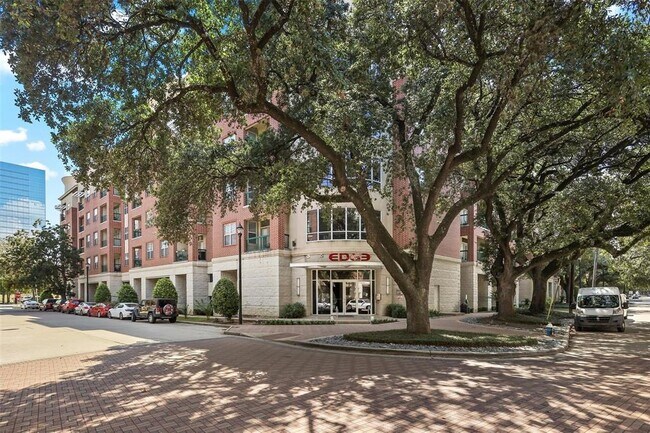Building Photo - 300 St Joseph Pkwy