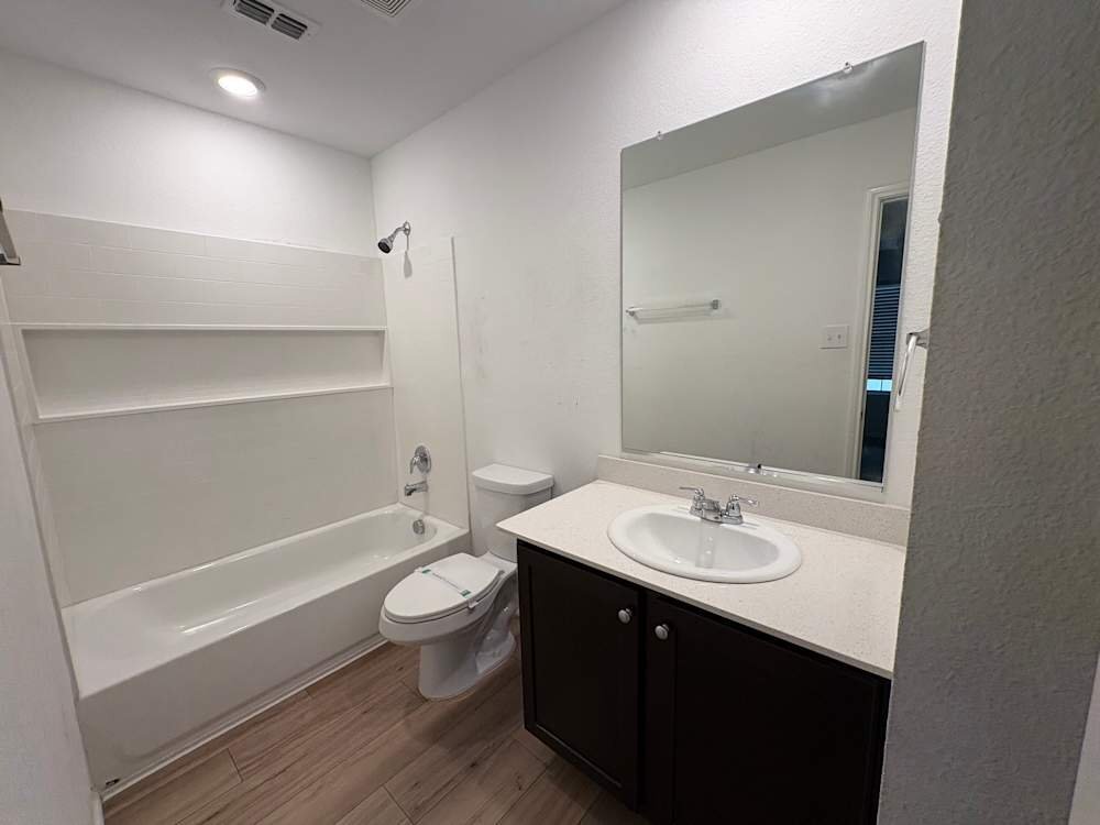 Building Photo - 1338 Mosely Cir