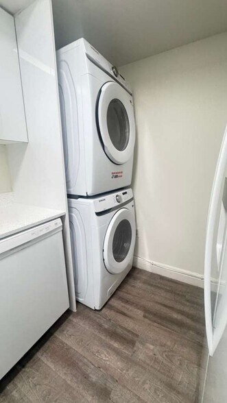 Building Photo - 6777 NW 186th Ter