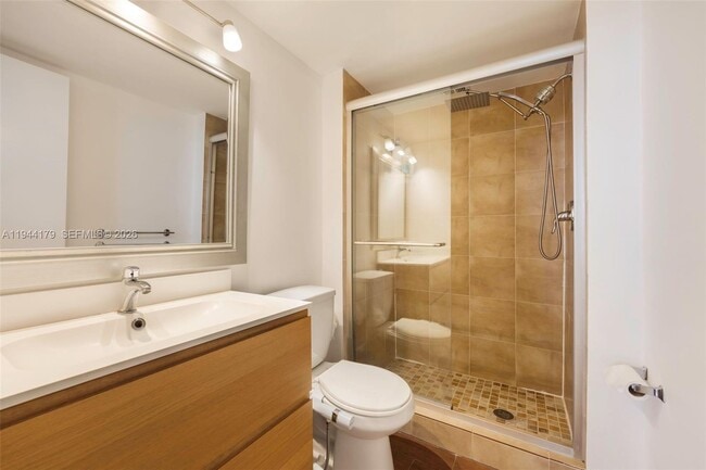 Building Photo - 2801 NE 183rd St