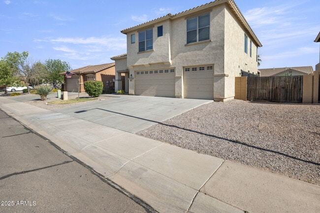 Building Photo - 2261 W Mila Way