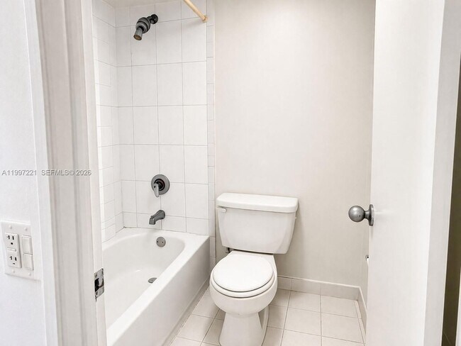 Building Photo - 1755 W 60th St