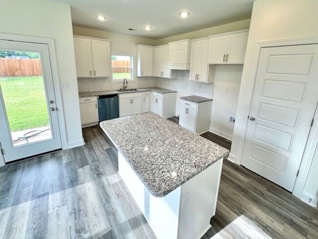 Building Photo - Open House, Tuesday, July 15, 2025 11 AM t...