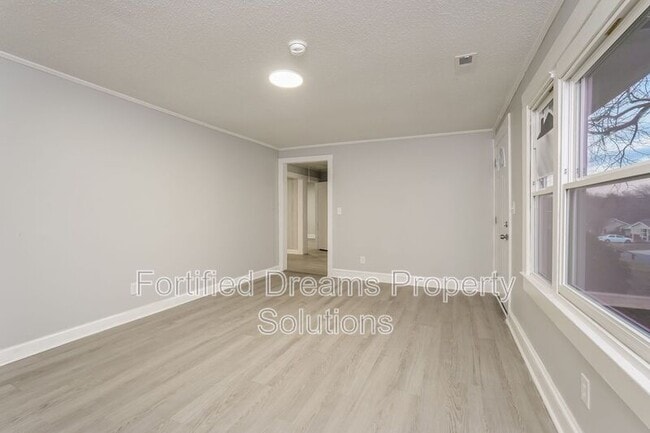 Building Photo - 1207 Thomason St