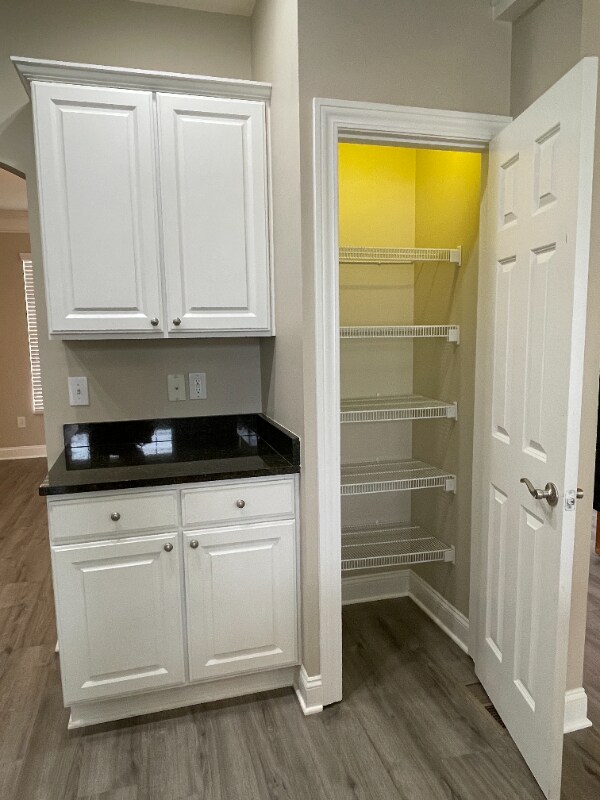 Building Photo - 4090 Hanover Square Pl