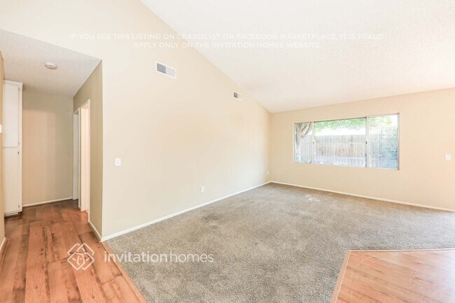 Building Photo - 28623 Newcastle Rd