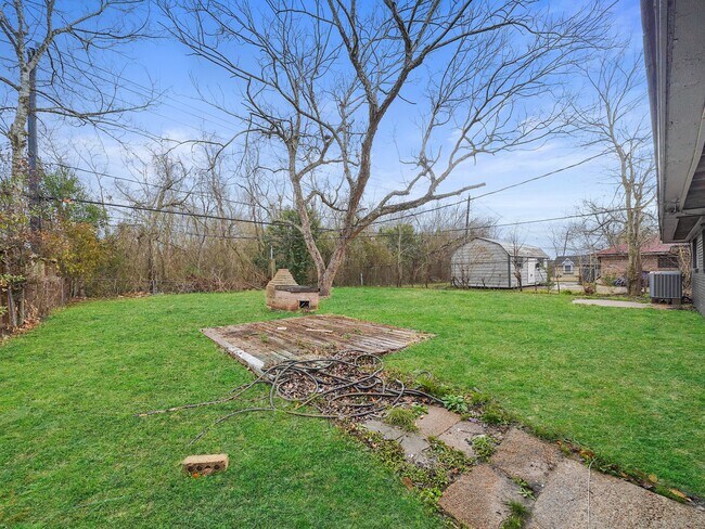 Building Photo - 9347 Clearway Dr