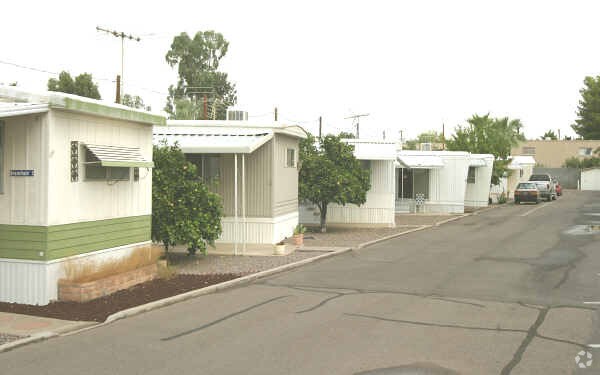 Primary Photo - Karmella Mobile Home Park-82 Spaces
