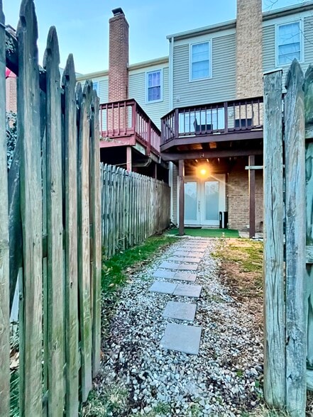 Building Photo - 12427 Eden Ln