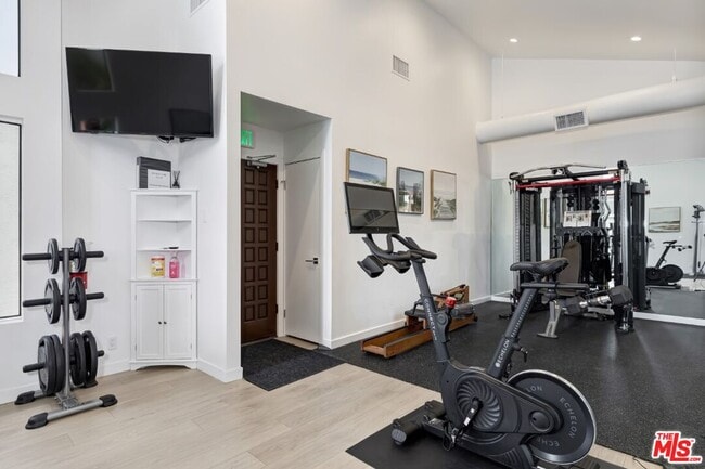 Building Photo - 1560 Michael Ln