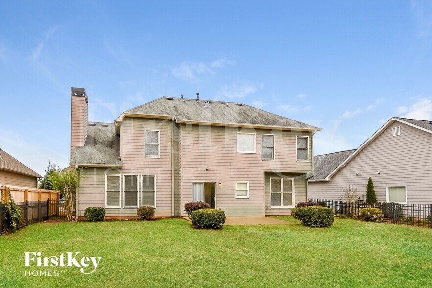 Building Photo - 506 Millside Tr