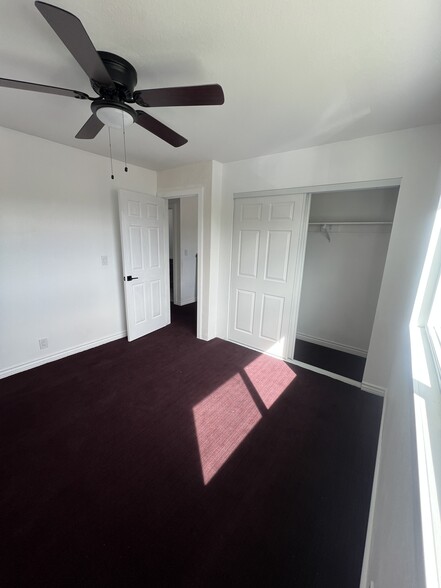 1st bedroom - 1210 Ballista Ave
