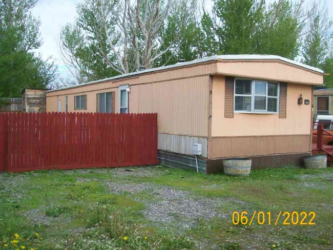 Building Photo - 13 Travertine Ln
