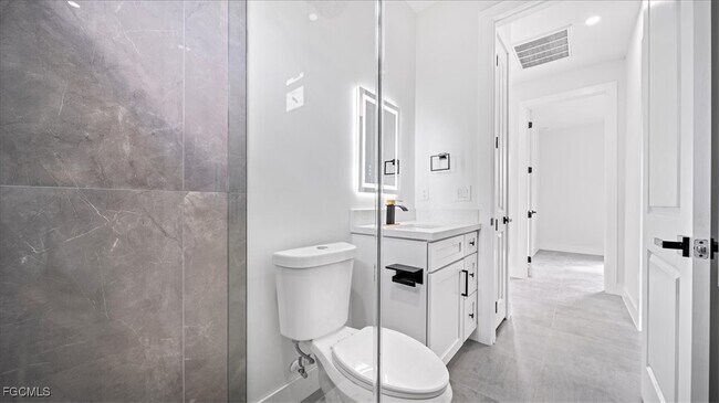 Building Photo - 4127 NW 36th Pl