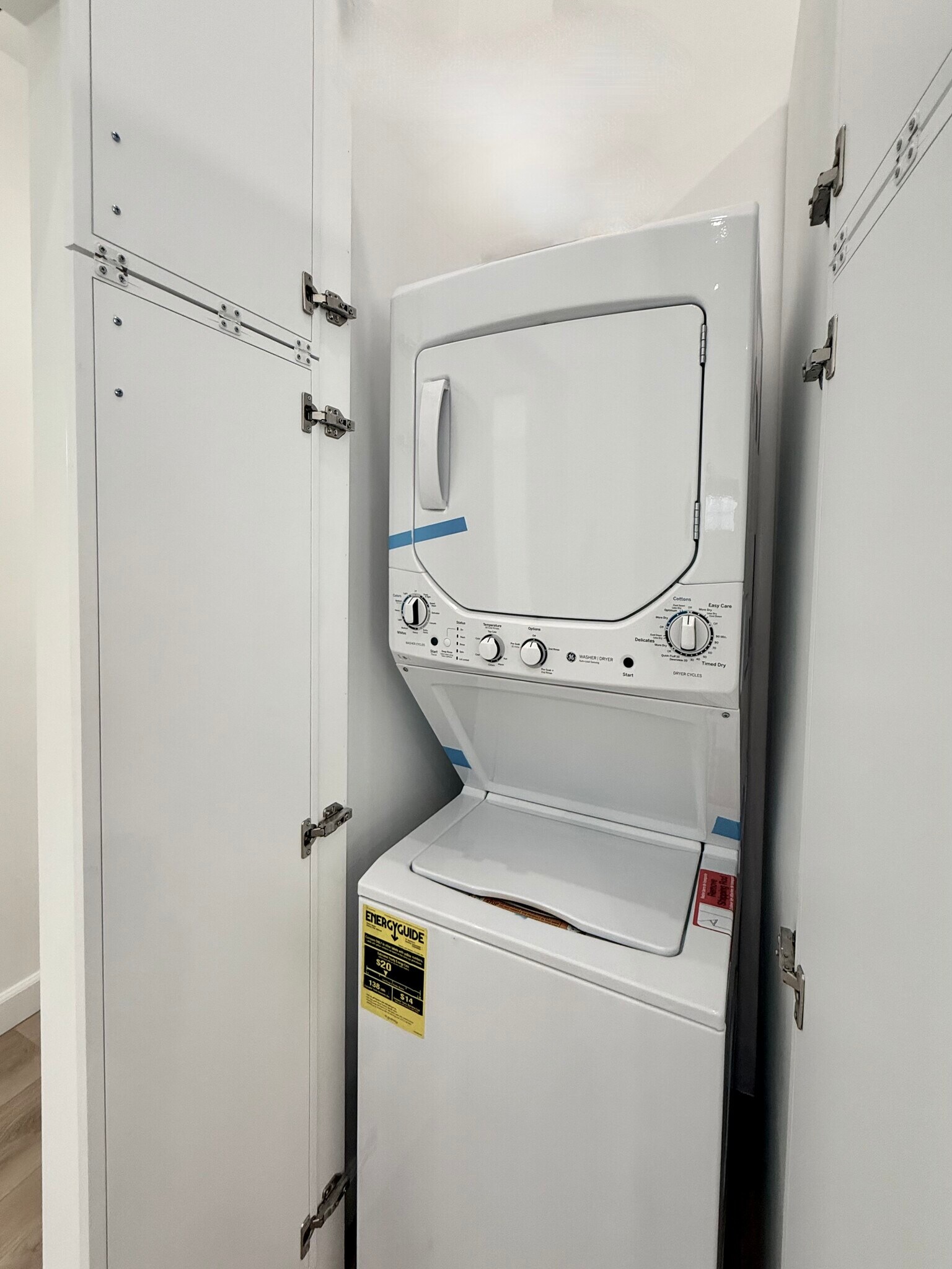 Building Photo - 619 N Vista St