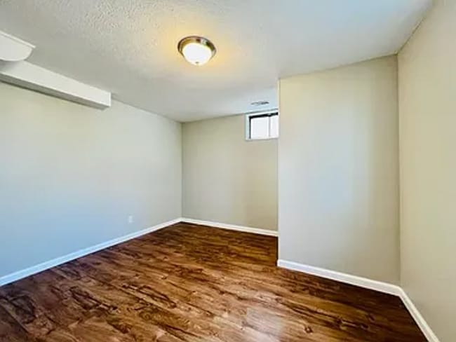 Building Photo - 8710 Cherry Ln Ct