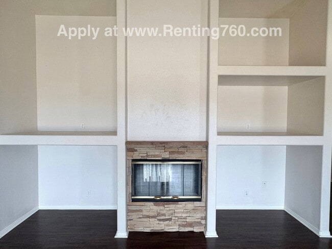 Building Photo - Rare and Spacious 4 Bedroom Indian Cove Home with Solar Panels!