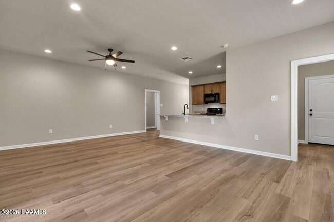 Building Photo - 111 Segovia Wy