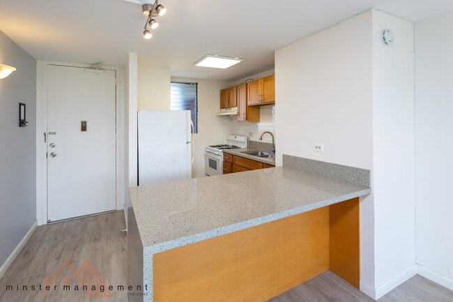 Building Photo - 949 Ala Nanala St